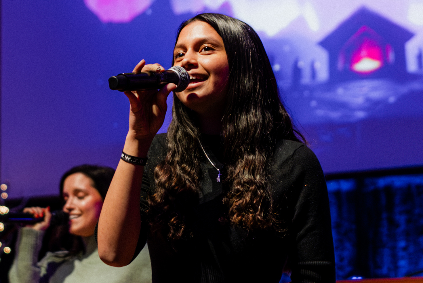 MusicMinistry StudentWorshipTeamImage 615x411 1